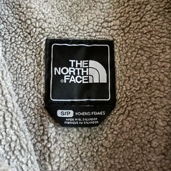 The North Face Denali Jacket - Picture 2 of 3